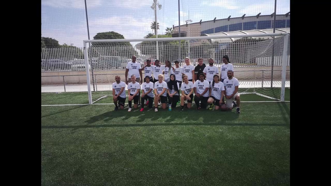 Imagen de Dos equipos suecos de fútbol femenino visitan la ciudad deportiva de Torrevieja