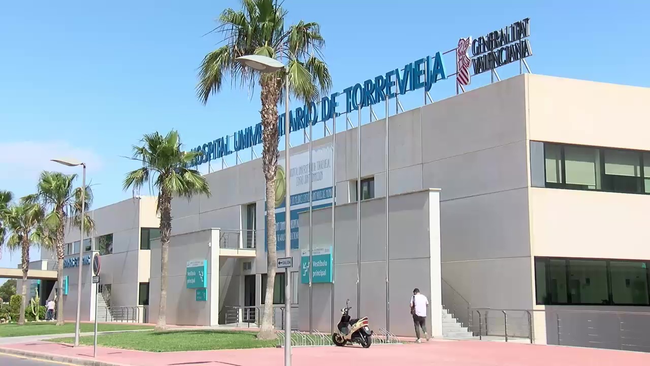 Imagen de UGT y CCOO felicitan a la dirección de Torrevieja Salud por su actitud en el episodio de Gota Fría