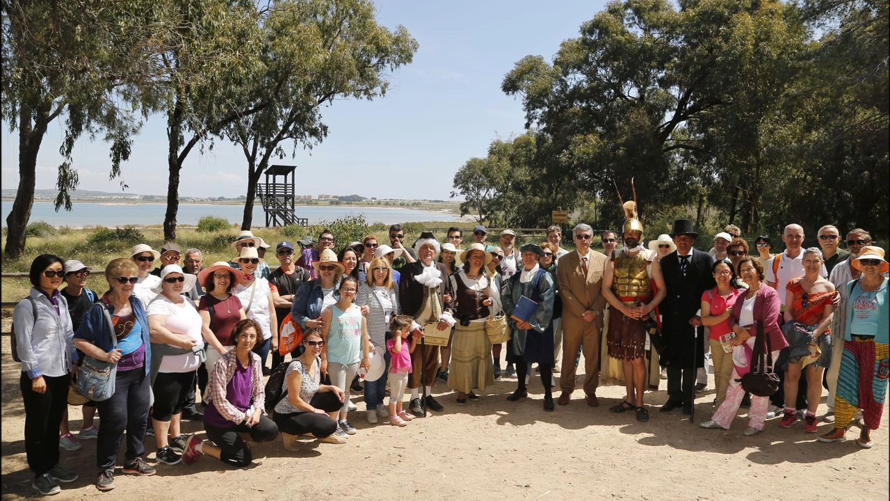 Imagen de Un paseo por la historia salada de las Lagunas