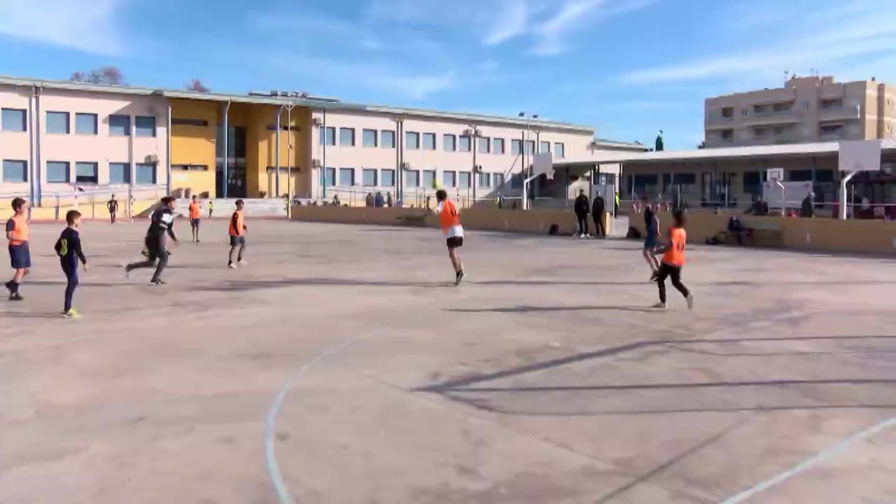 Imagen de Jornada solidaria de Fútbol con recogida de juguetes