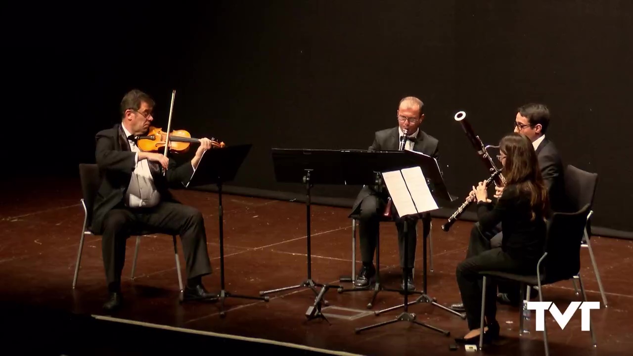 Imagen de Torrevieja sorprende con un festival Flamenco y un viaje por la ópera