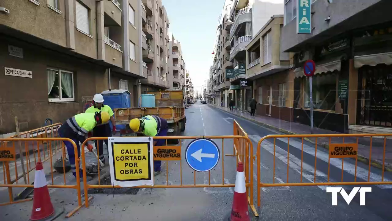 Imagen de Empiezan las obras de sustitución de la red de alcantarillado en la calle Antonio Machado