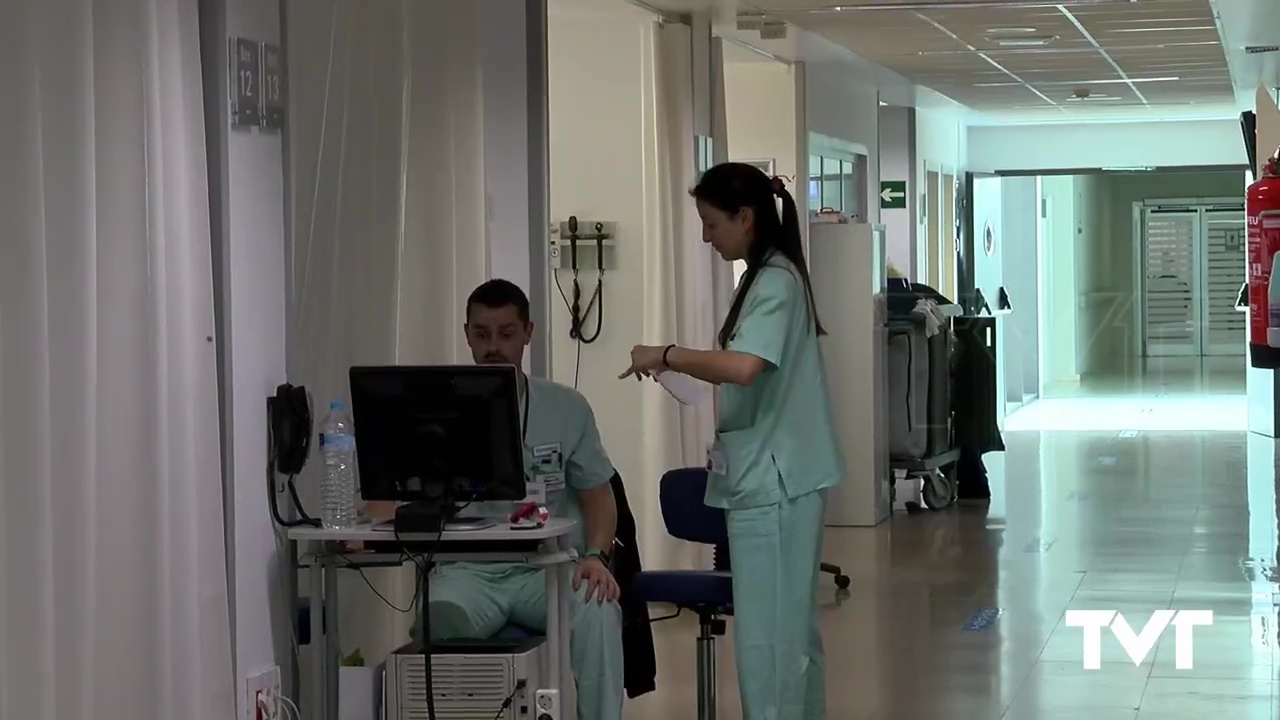 Imagen de El Hospital de Torrevieja hace test masivos a sus trabajadores: 160 pruebas por hora