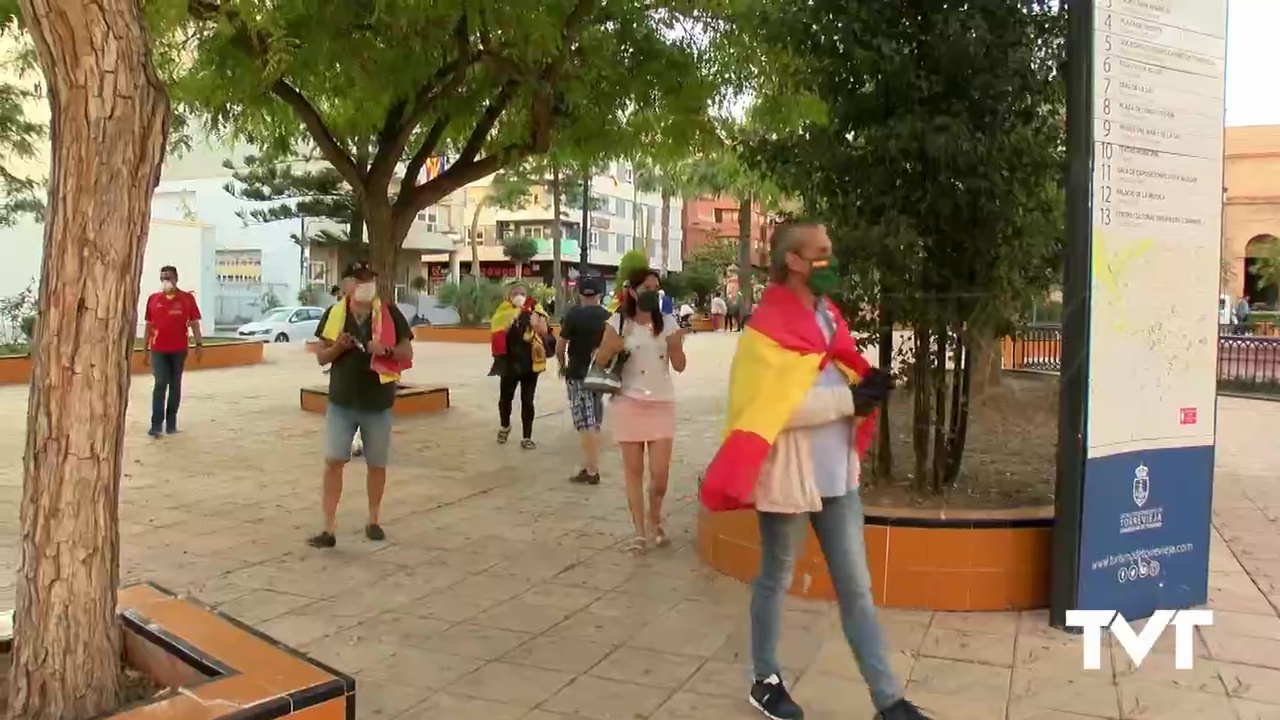 Imagen de «Cacerolada» en la Plaza de la Constitución contra la gestión del Gobierno de España