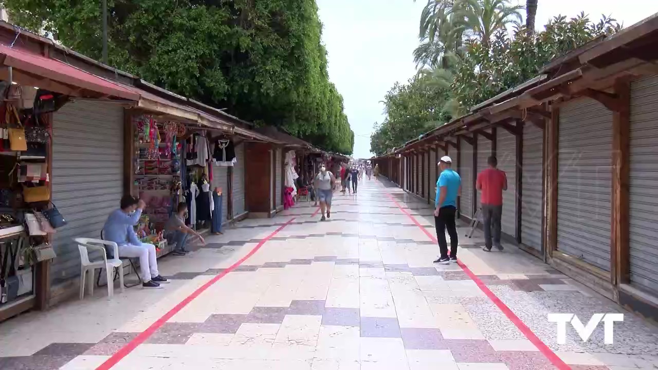 Imagen de Reabren los puestos del Paseo de los Hippies