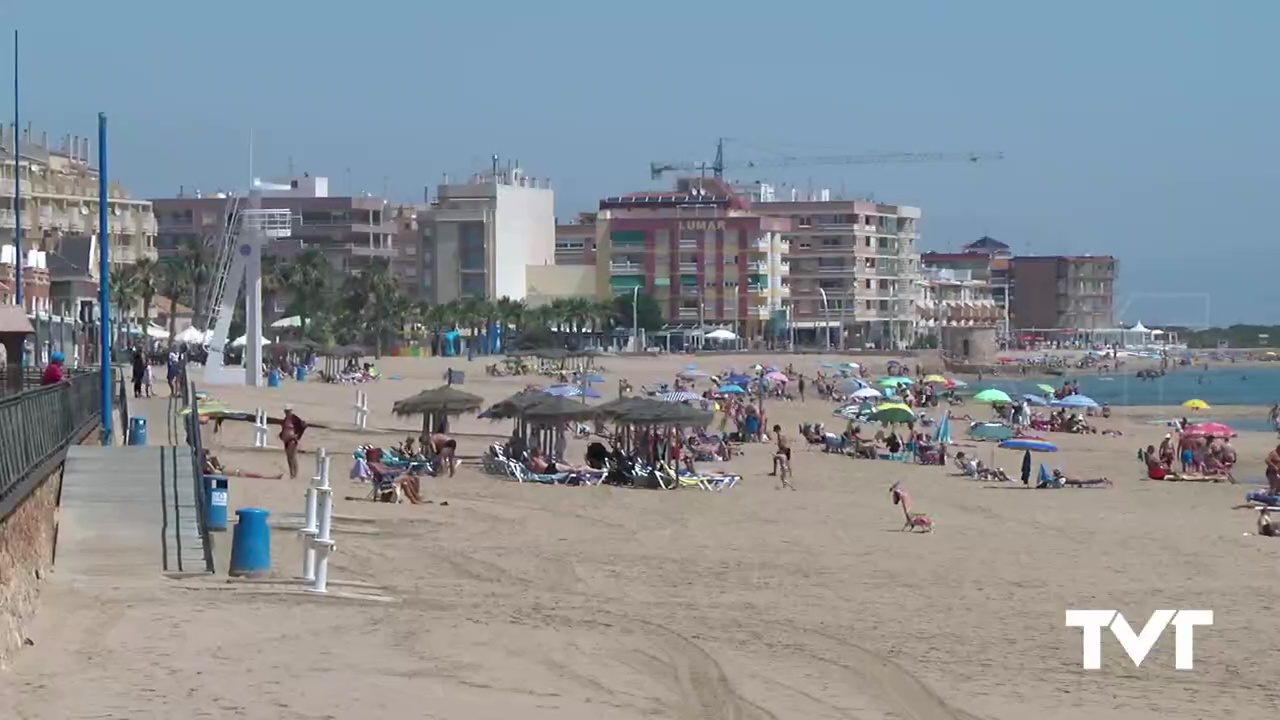 Imagen de El ayuntamiento retrasa la autorización de baño en las playas hasta la próxima semana