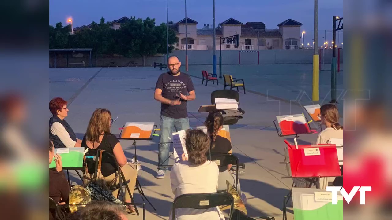 Imagen de Los Salerosos comienzan sus ensayos en el colegio Habaneras