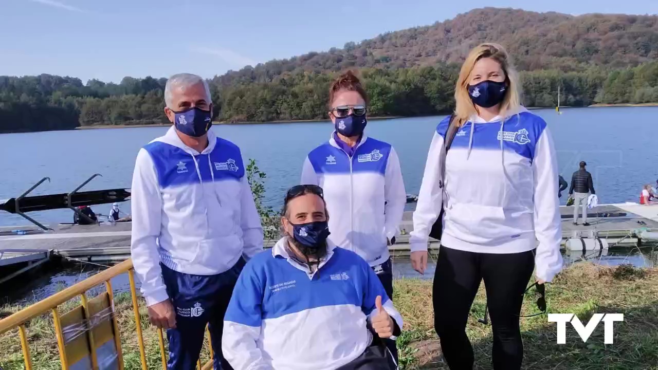 Imagen de Cristina González, 4ª y Pablo Carrasco, 6º en el Camp. de España de Remo Veteranos y Adaptado