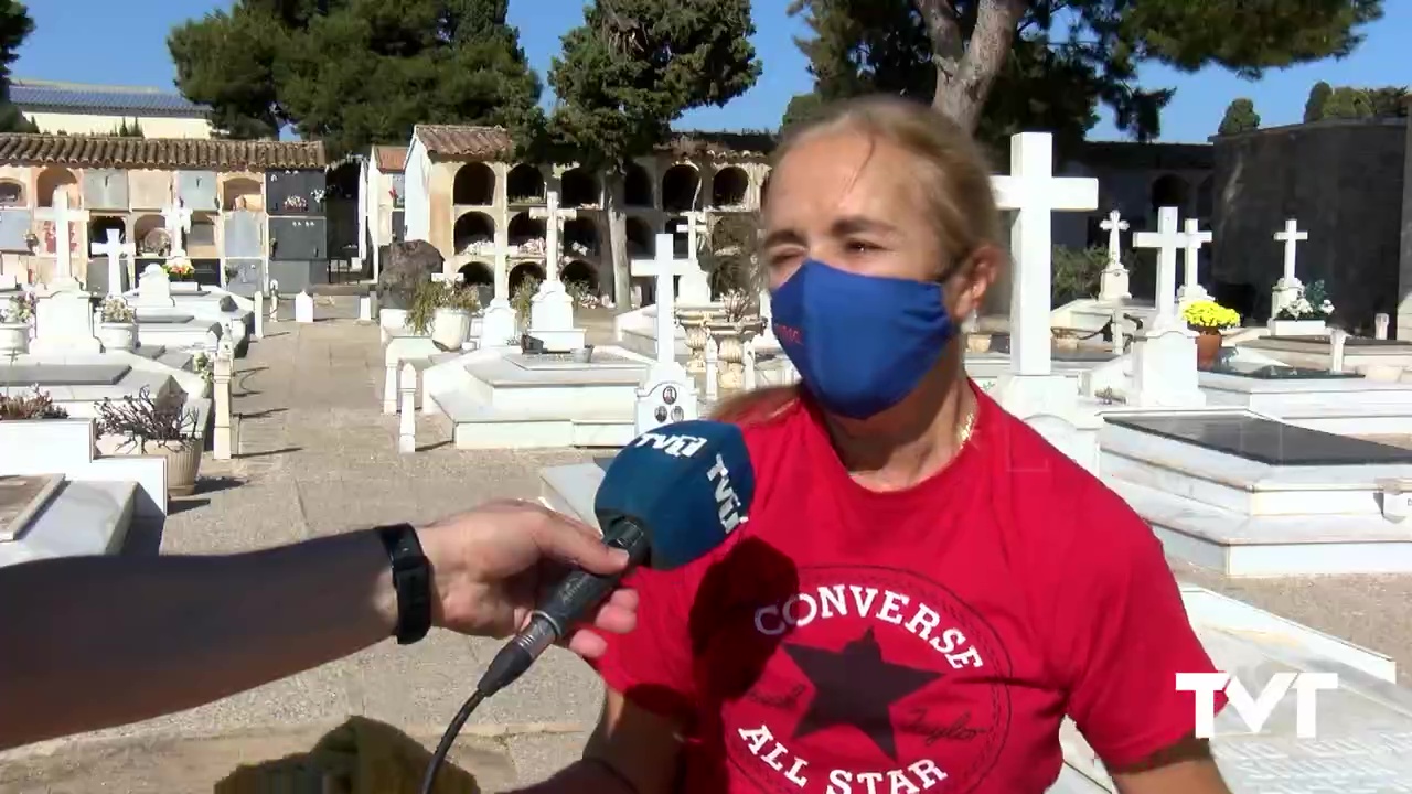 Imagen de Visitas escalonadas al cementerio durante los días previos a Todos los Santos