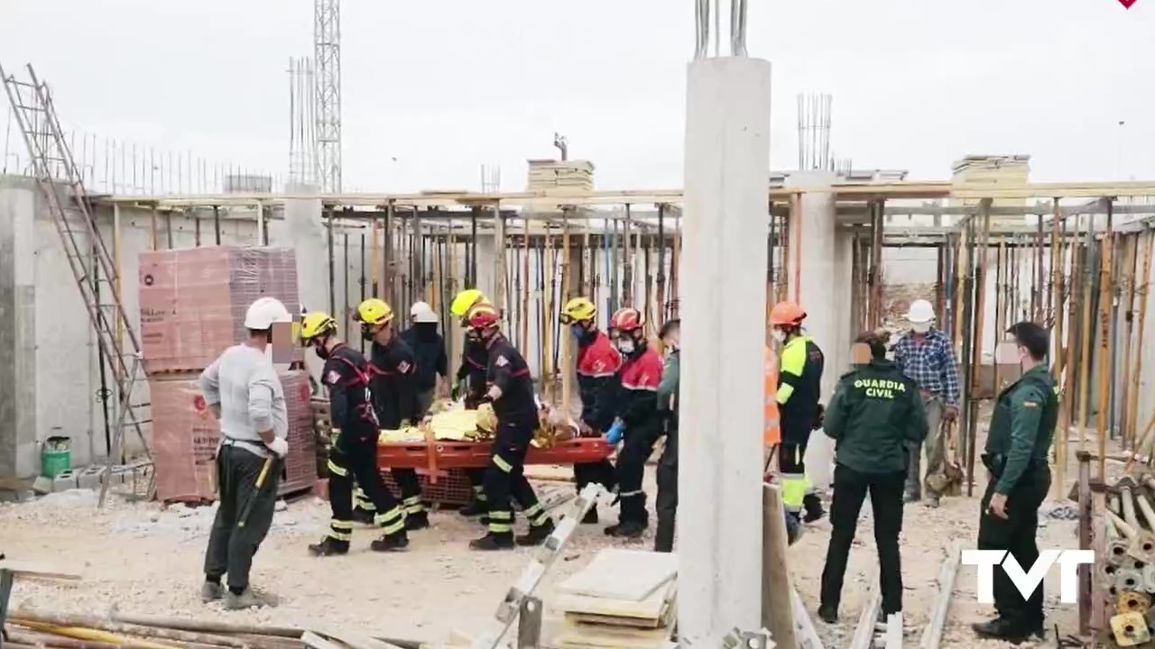 Imagen de Herido un obrero al caer desde una altura de tres metros cuando trabajaba en un edificio en obras