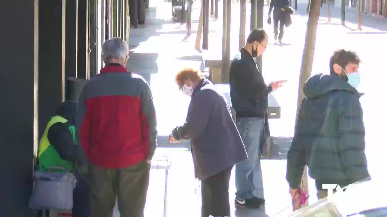 Imagen de El Hospital de Torrevieja tiene 12 pacientes Covid ingresados en UCI, 55 en planta