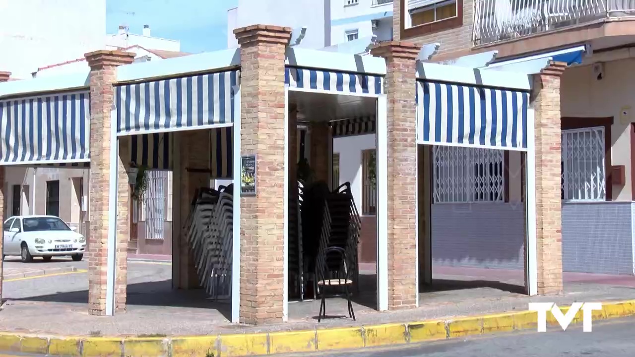 Imagen de «Como un jarro de agua fría». Así reciben los hosteleros la noticia de que seguirán cerrados