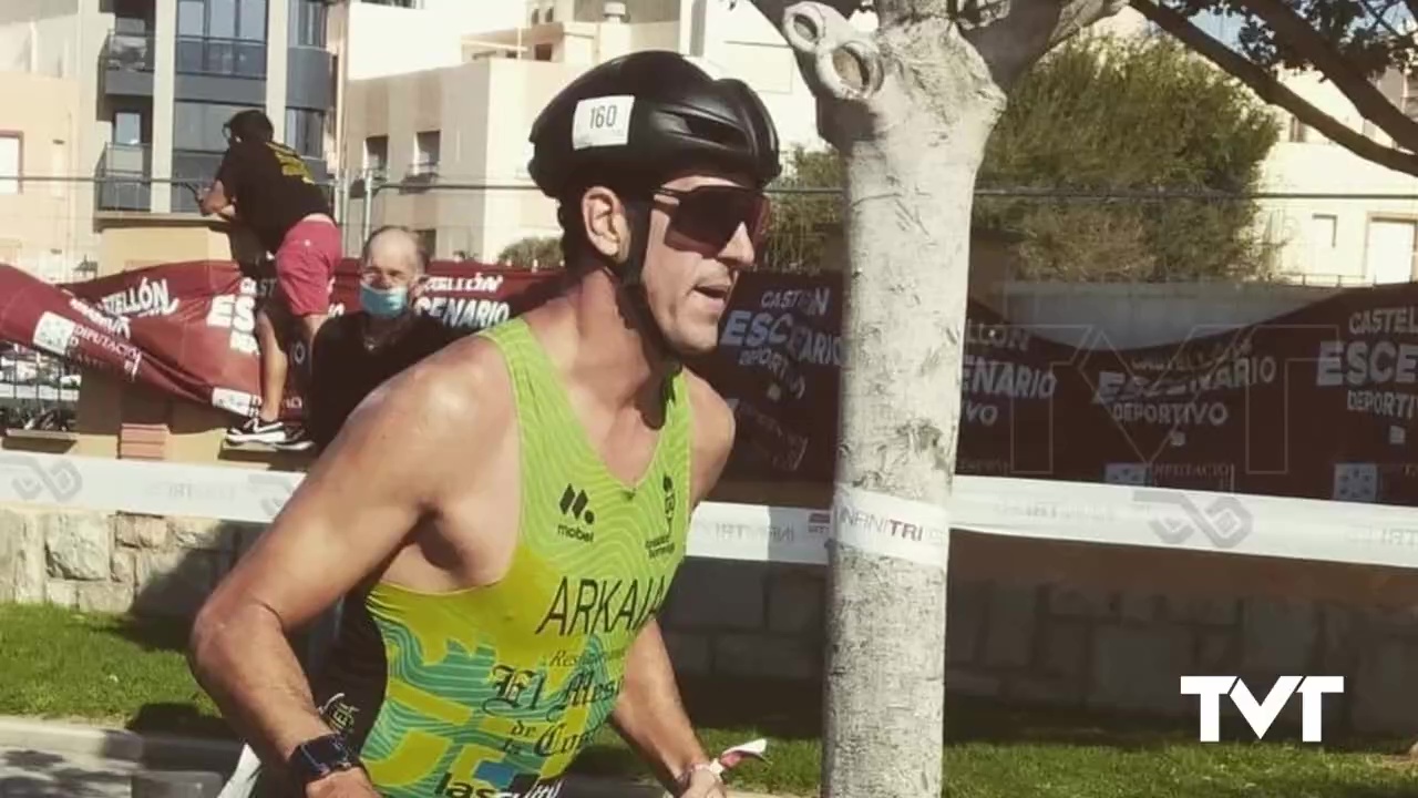 Imagen de Evacuado en helicóptero ciclista, del Club Triatlón Torrevieja, tras colisión con furgoneta