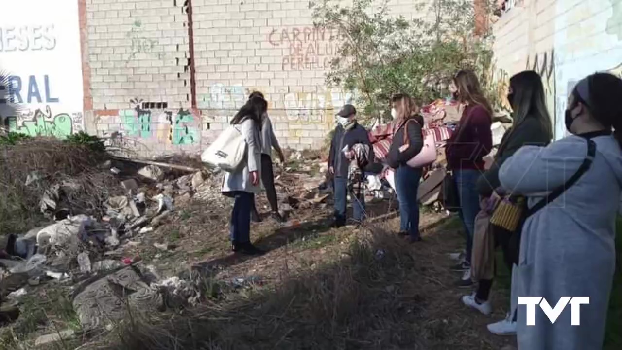 Imagen de 75 años, sólo, y viviendo en la calle en condiciones extremas