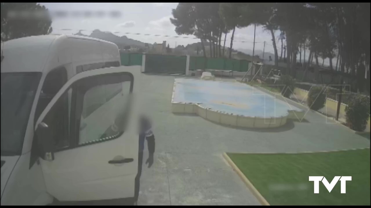 Imagen de La Guardia Civil detiene a una pareja de Torrevieja por robos en casas de campo en Guardamar y Sella