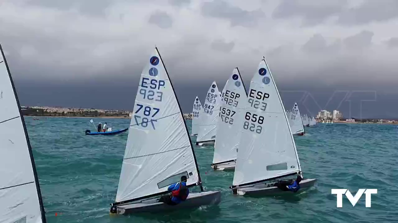 Imagen de Mariki Fernández, del RCNT, gana la copa de España de la clase Europa