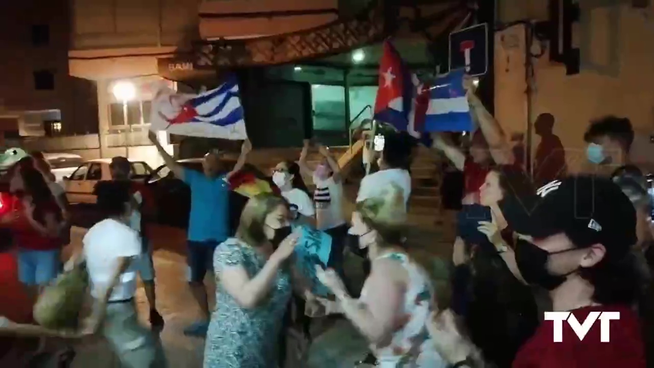 Imagen de Cubanos en Torrevieja muestran su apoyo a la isla ante la situación crítica por la que atraviesan