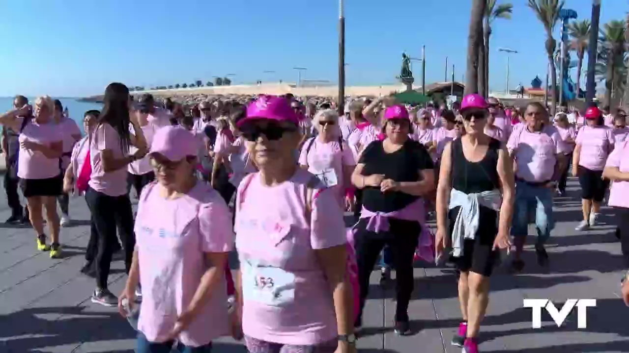 Imagen de Llega octubre y con él la Marea Rosa a Torrevieja