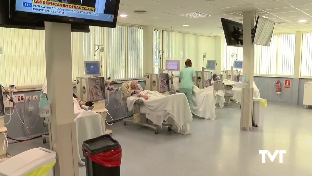 Imagen de El Hospital de Torrevieja refuerza el Servicio de Nefrología con once nuevos profesionales