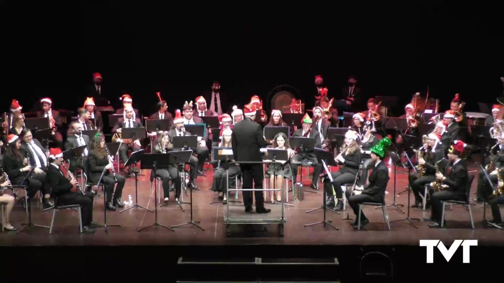 Imagen de La Unión Musical Torrevejense presentó en el Teatro su concierto de Navidad