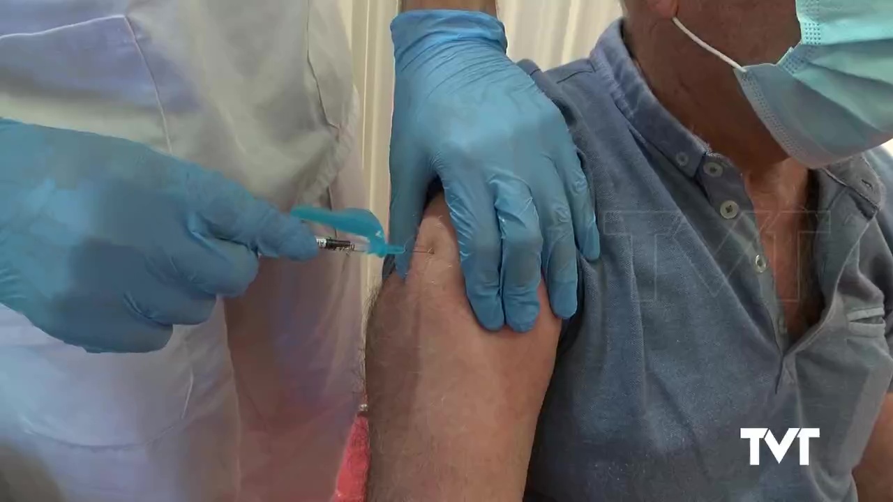 Imagen de Equipos militares vacunaran en Torrevieja, Callosa y en Orihuela para acelerar las dosis de refuerzo