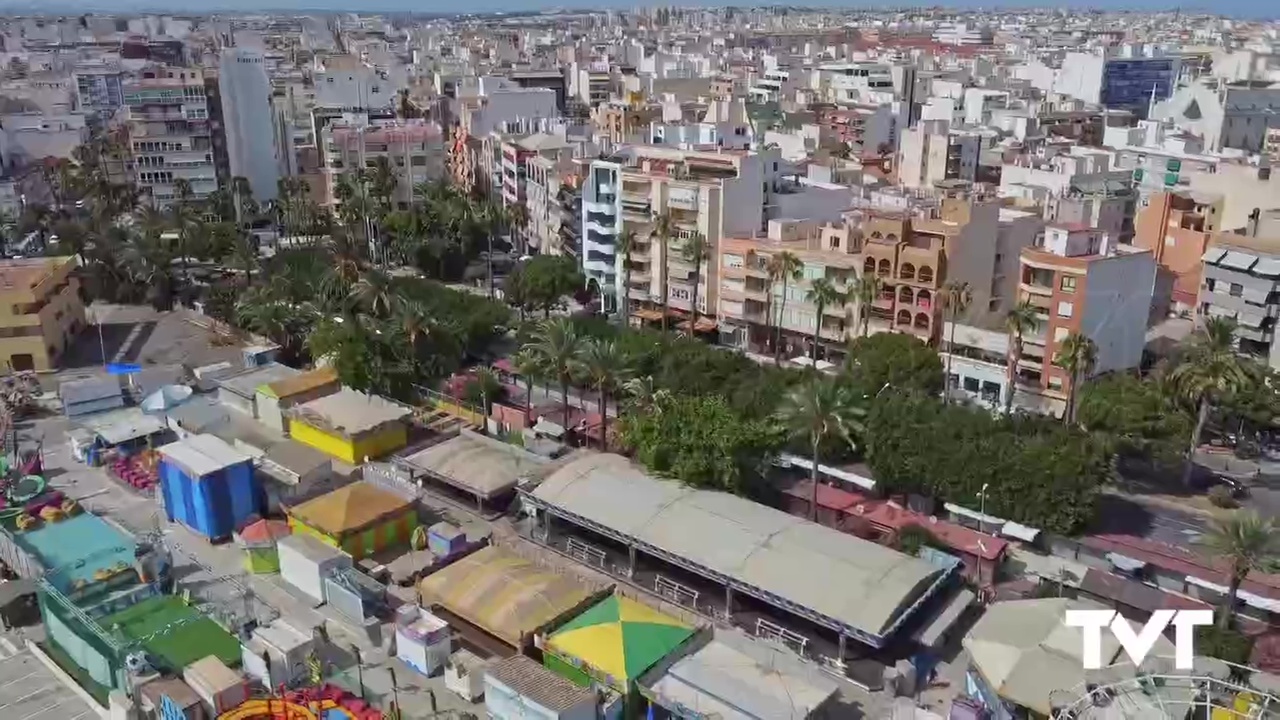 Imagen de Nueva ubicación y espacio renovado para la Feria y los puestos artesanales de los Hippies