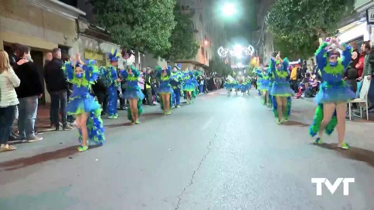 Imagen de Un desfile nocturno que brilló con luz propia