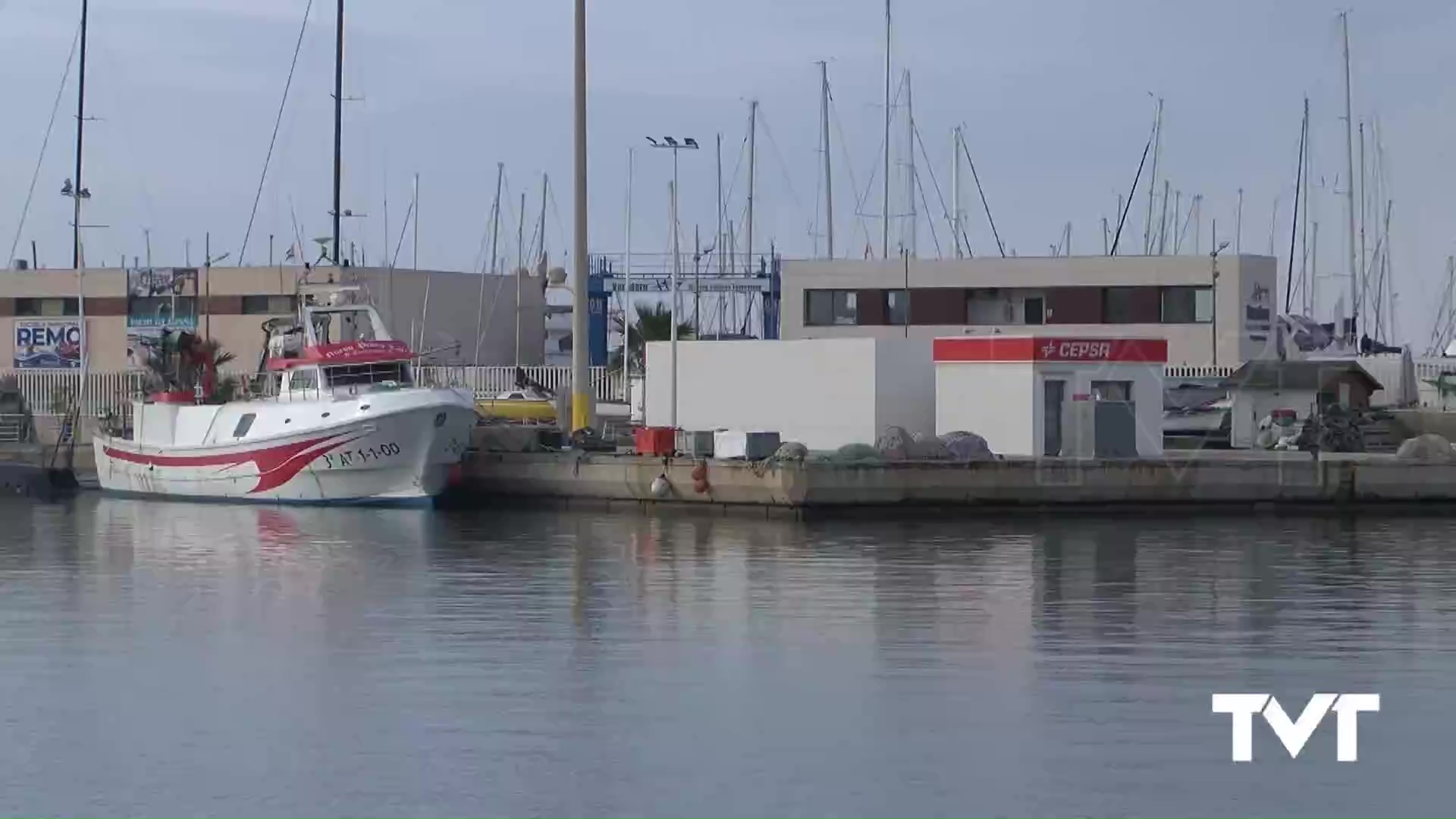 Imagen de El colectivo de pescadores muy preocupado ante la subida del gasoil. Pagan el doble que hace 15 días