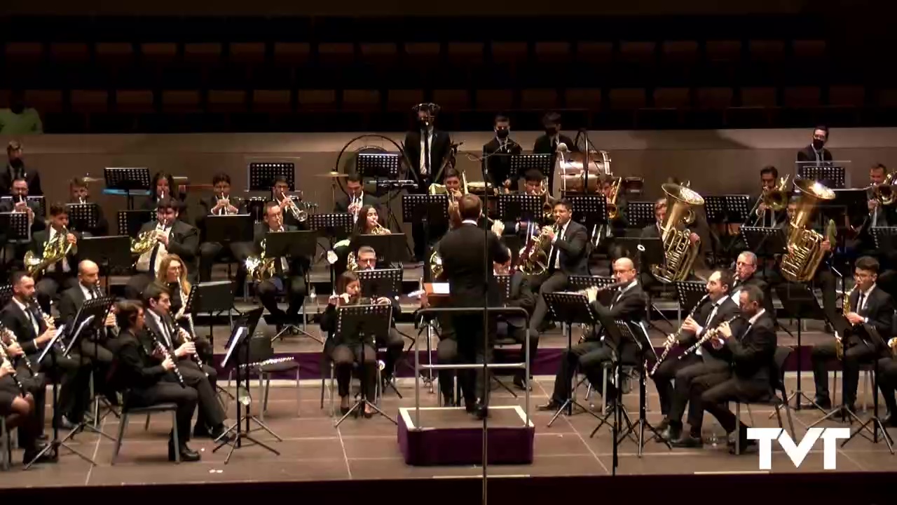 Imagen de La UMT sorprende con un magnífico concierto que contó con Samuel Hernández como solista