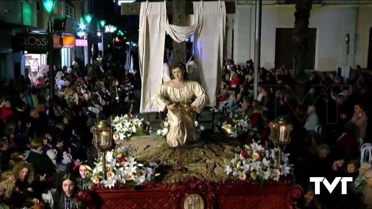 Imagen de La Conselleria de Sanidad recomienda a costaleros salir del paso durante las paradas en la procesión