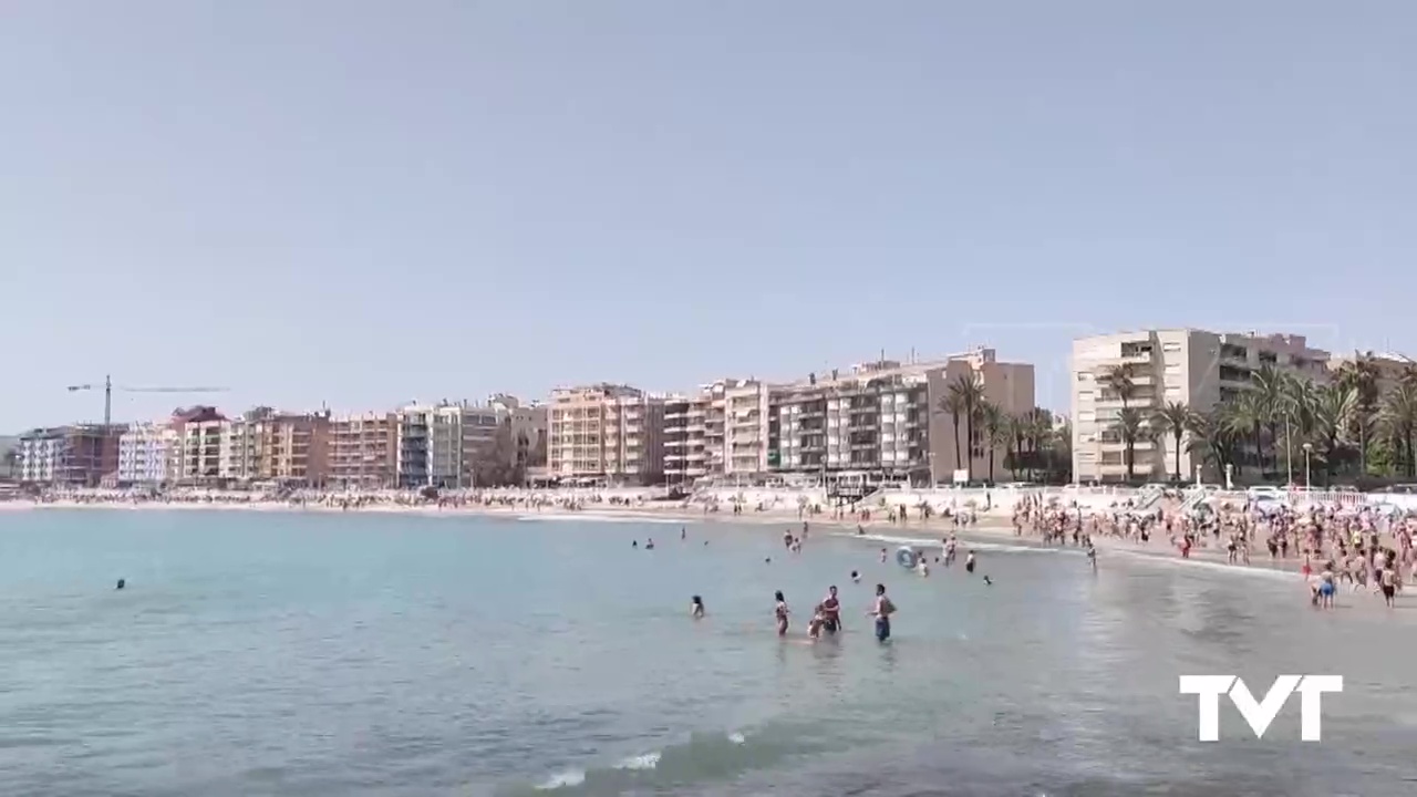 Imagen de Torrevieja vive en plena Semana Santa un verano anticipado. El tiempo cambia este miércoles