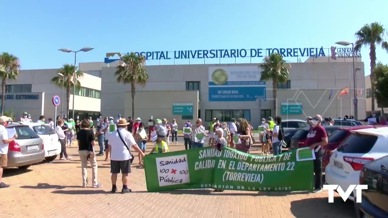 Imagen de La plataforma por la sanidad 100 x 100 pública pide explicaciones a Consellería y Gerencia