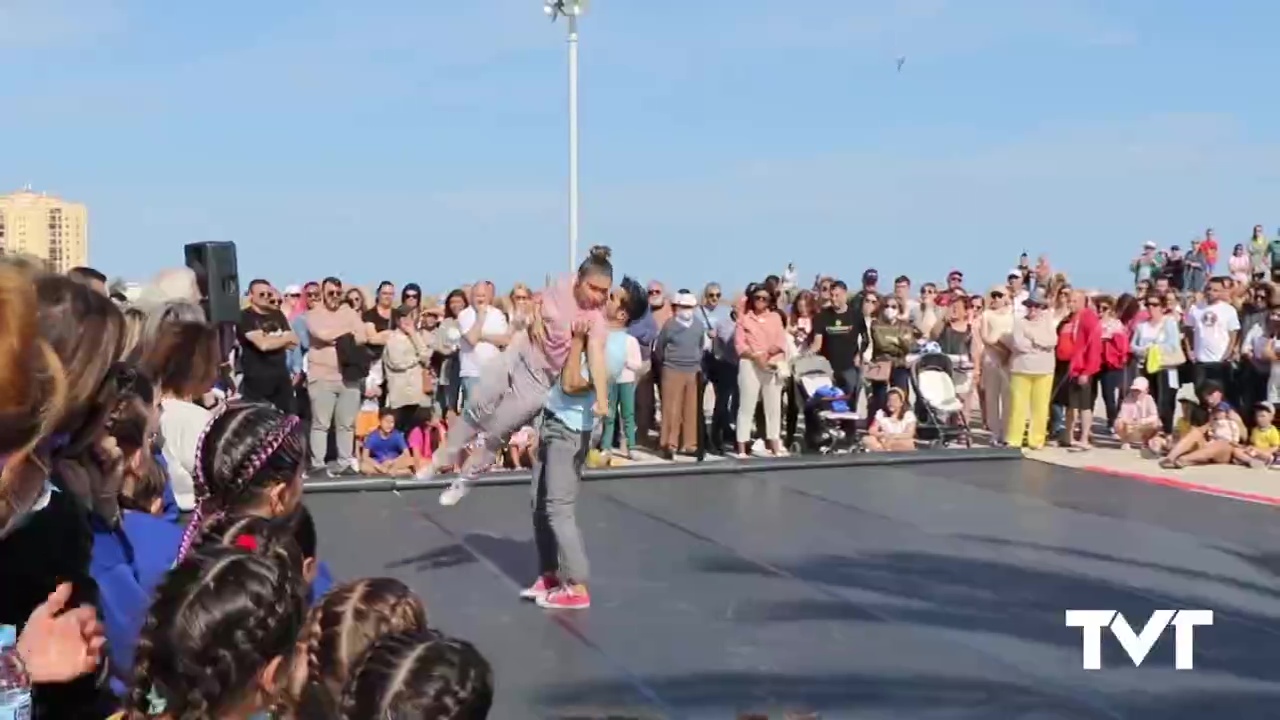 Imagen de La pasión por la danza sale a la calle