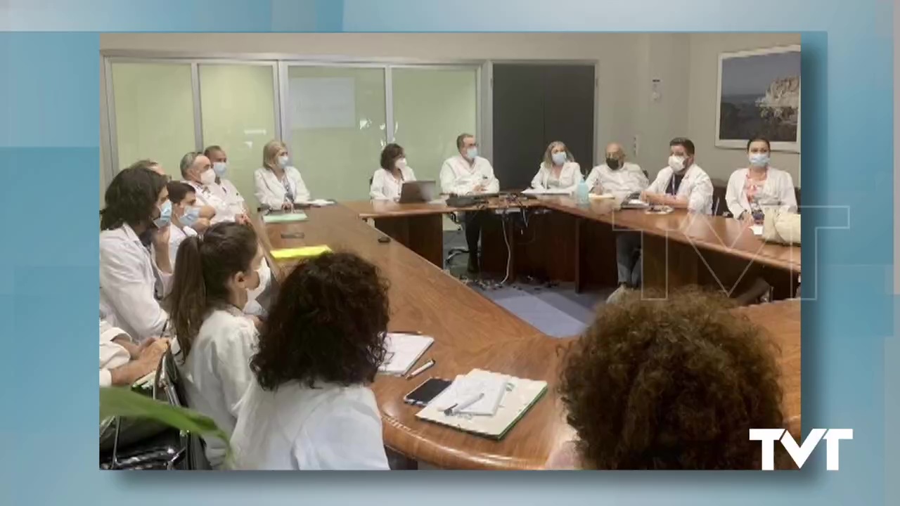 Imagen de Gerencia Hospital Torrevieja se compromete a «reforzar plantilla de facultativos»