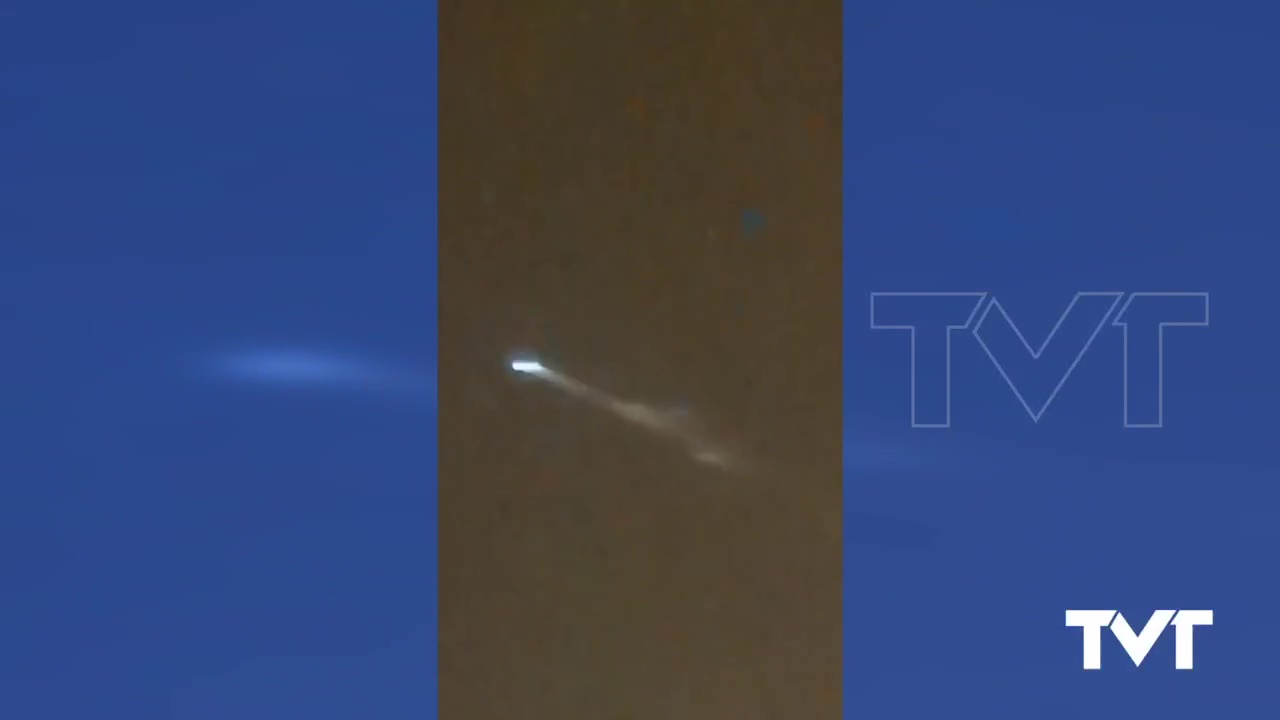 Imagen de Los restos de un cohete chino observados desde Torrevieja