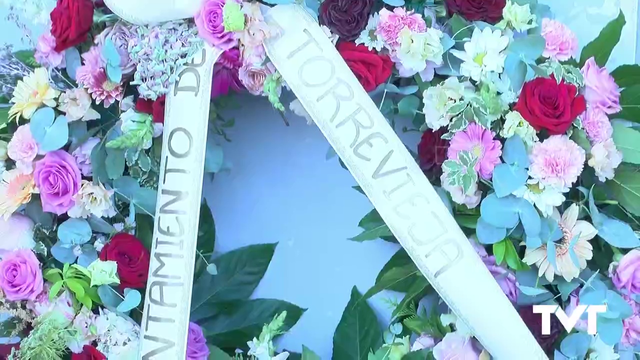 Imagen de Los pescadores celebran su ofrenda floral en honor a la Estrella de los Mares