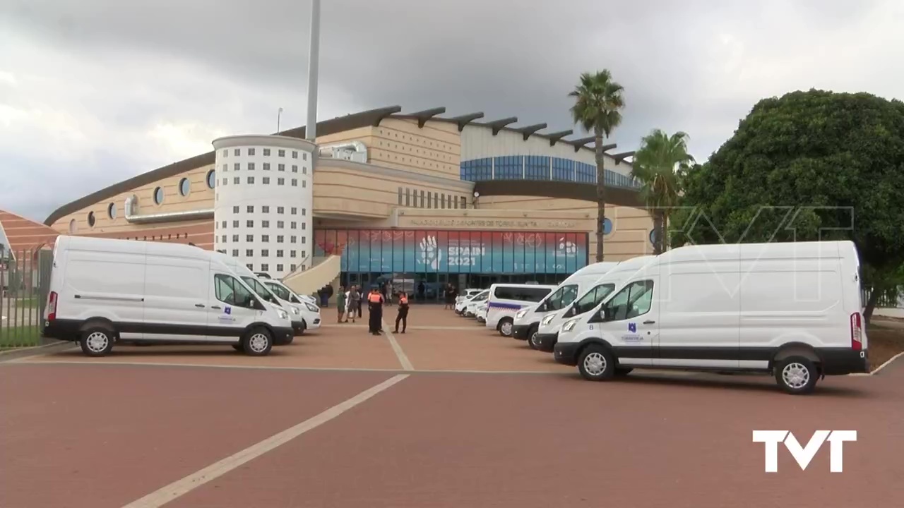 Imagen de El Ayuntamiento de Torrevieja incorpora 20 nuevos vehículos a diferentes departamentos