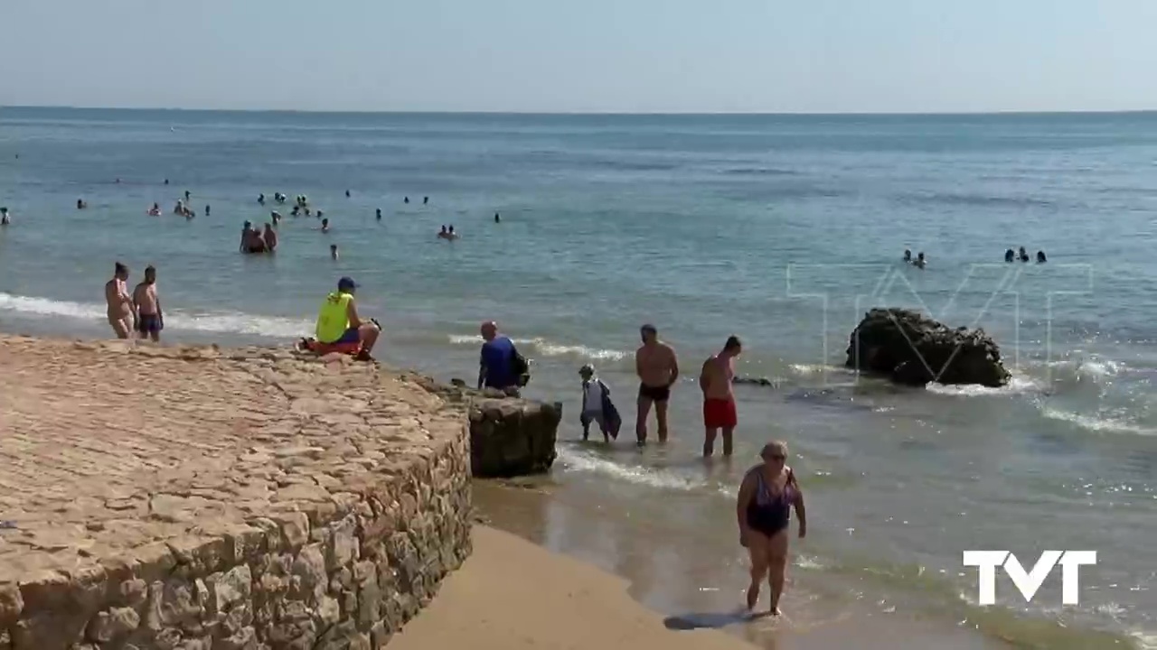 Imagen de Un hombre y una mujer mueren ahogados en la playa de la Mata