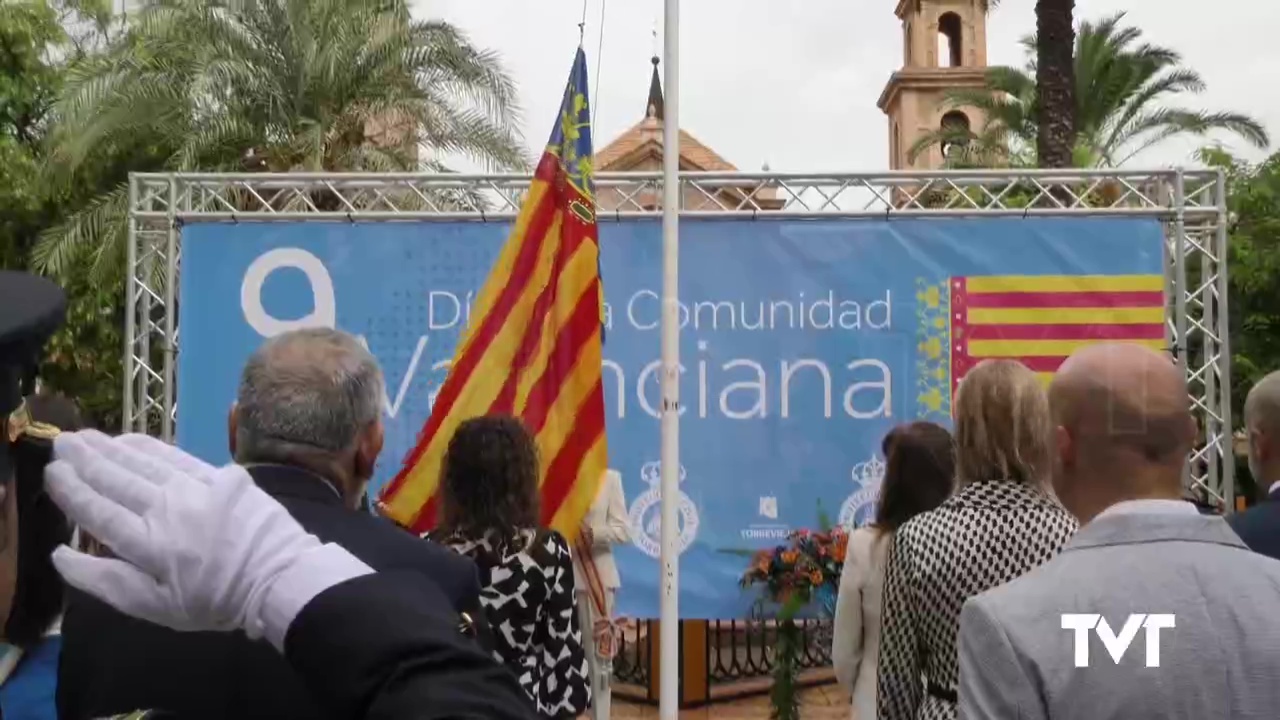 Imagen de Torrevieja se suma a la celebración del Día de la Comunidad Valenciana