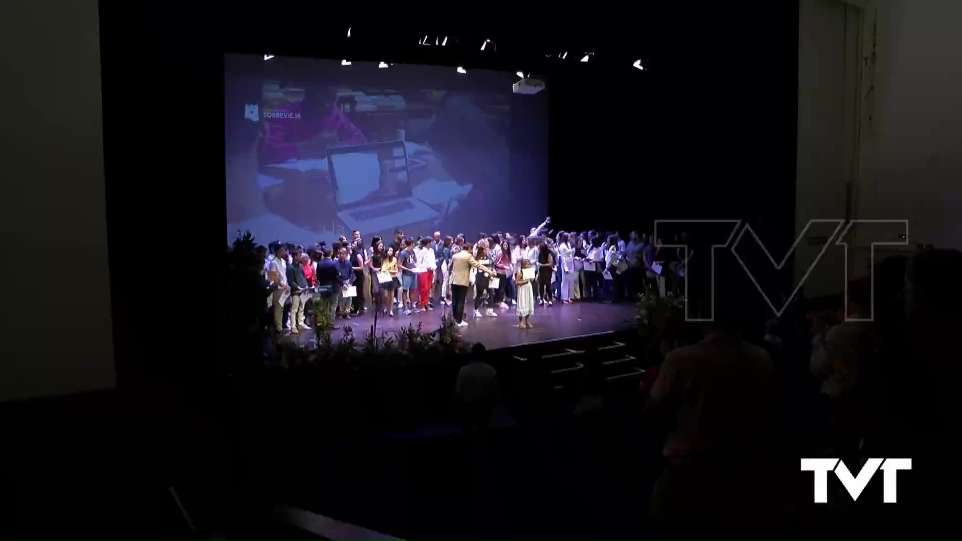 Imagen de Reconocimiento al esfuerzo y superación con los premios de Excelencia Académica