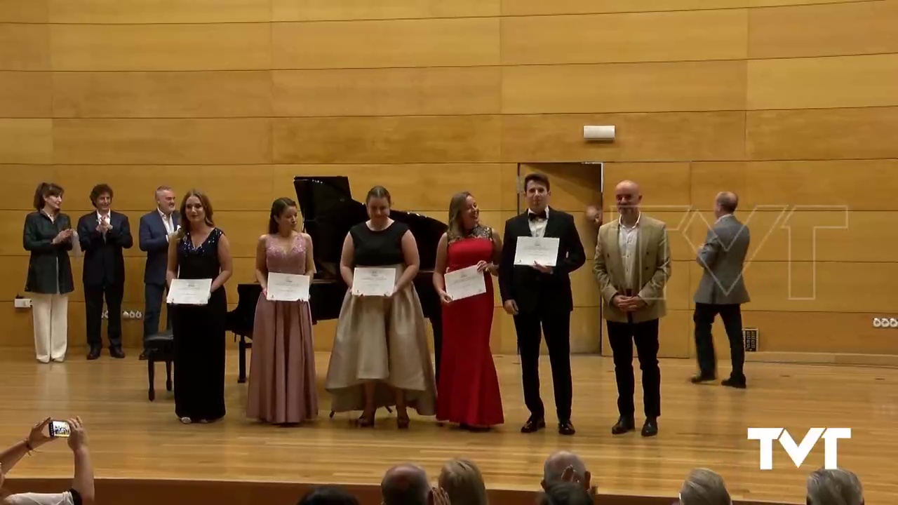 Imagen de Álvaro Diana consigue los Premios del Jurado y Público en el 10º Certamen de Habaneras para Solistas