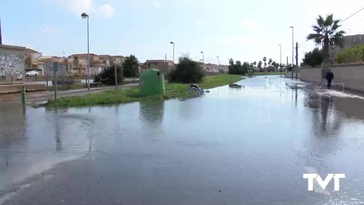 Imagen de Día de paraguas, chubasquero y botas de agua