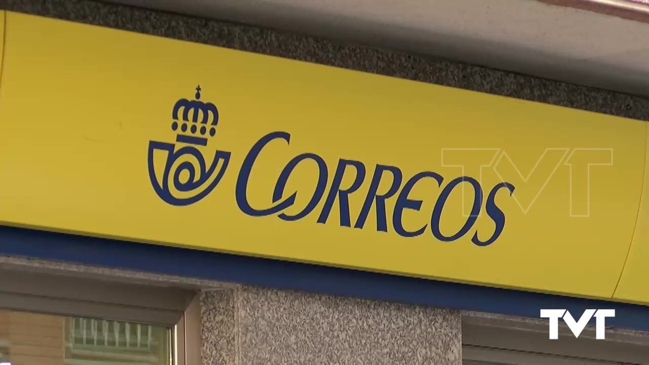 Imagen de 10.000 notificaciones de envío acumuladas en Correos de Torrevieja