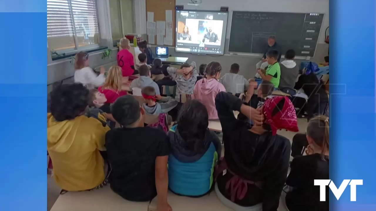 Imagen de Alumnos de Torrevieja participan en un encuentro con astronautas españoles