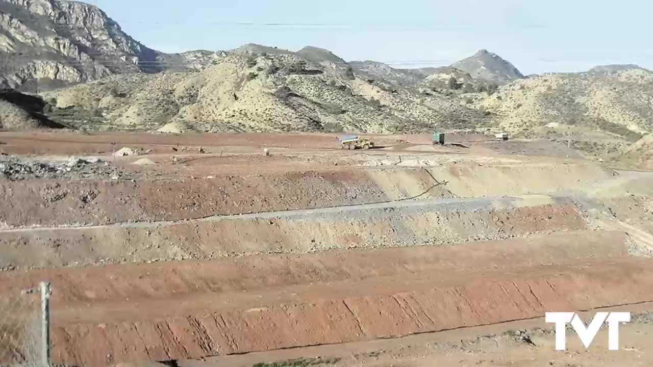 Imagen de Hallado un cadáver en el vertedero de Xixona que podría proceder de un punto de la Vega Baja