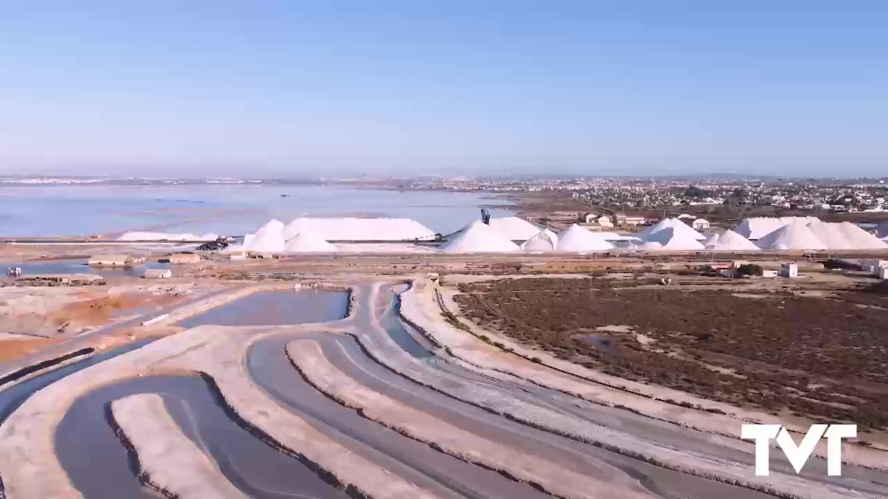 Imagen de Transformación de las viejas edificaciones de Las Salinas con baño y centro de talasoterapia