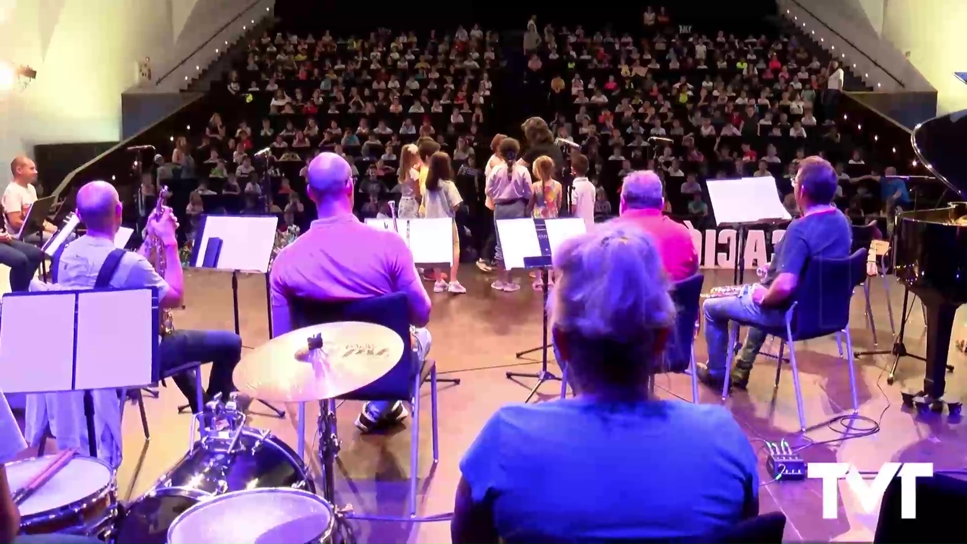 Imagen de Alumnos de 2º de Primaria asisten al concierto escolar del Conservatorio Francisco Casanovas