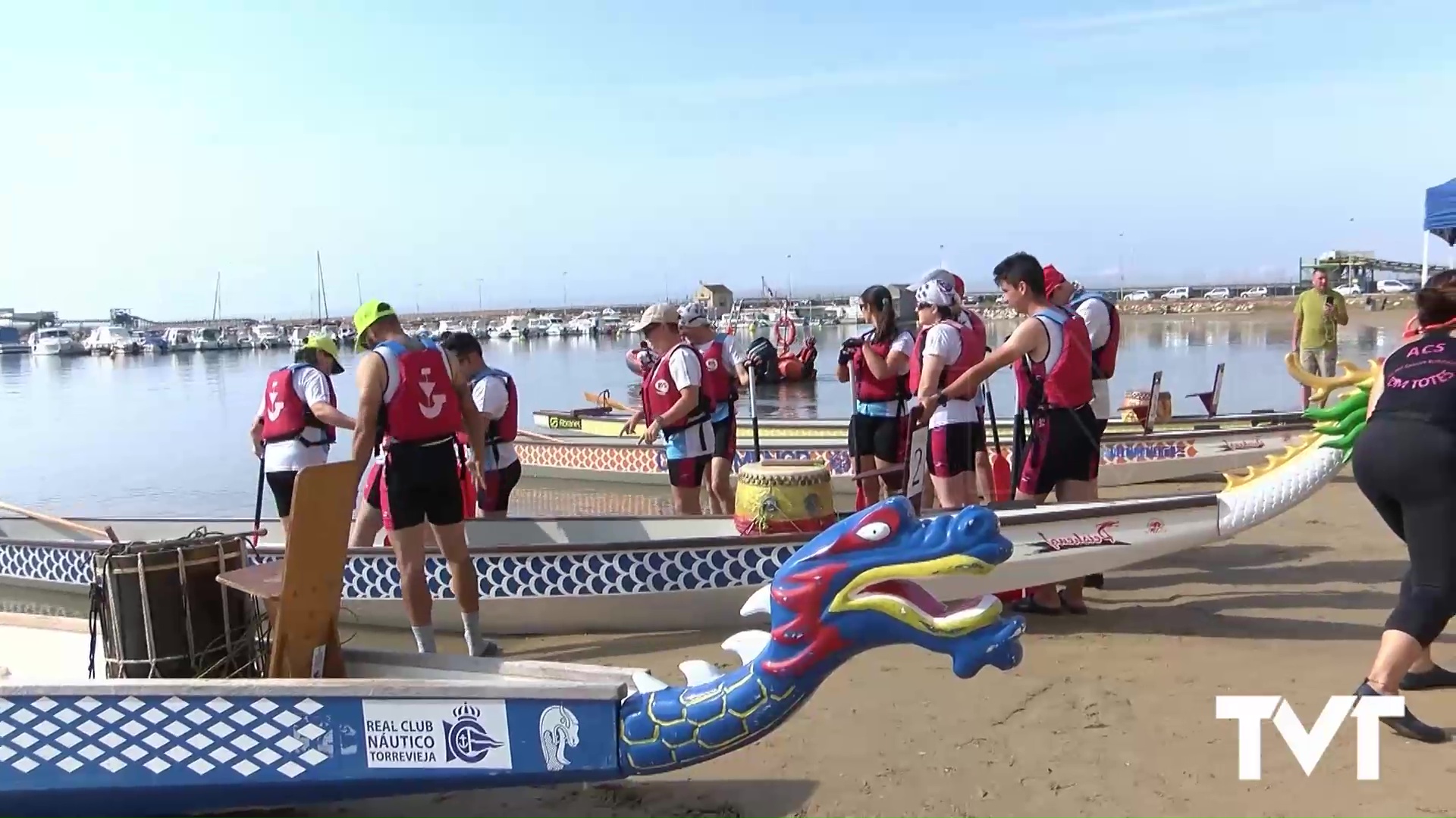 Imagen de Celebrada en Torrevieja la 1ª regata de la liga de Dragón Boat de la CV