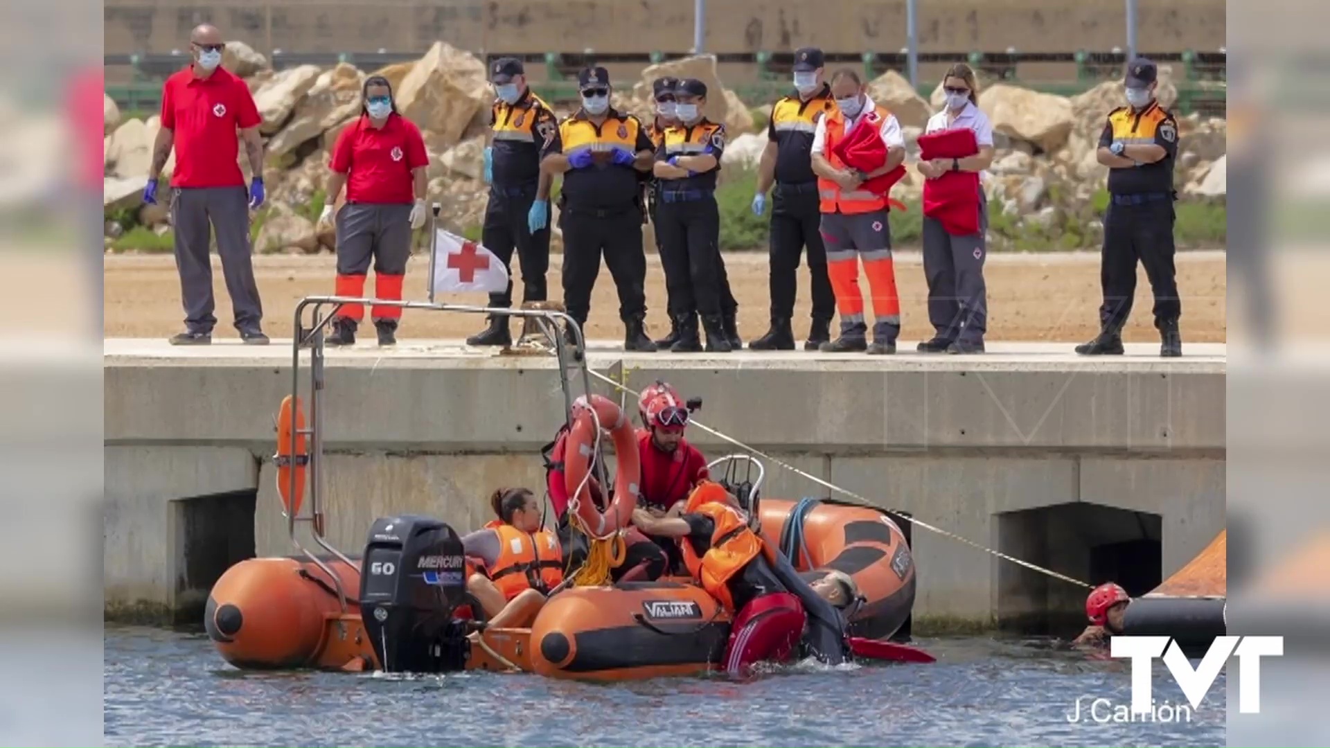 Imagen de Protección Civil y Cruz Roja llevan a cabo un ejercicio de Salvamento Marítimo