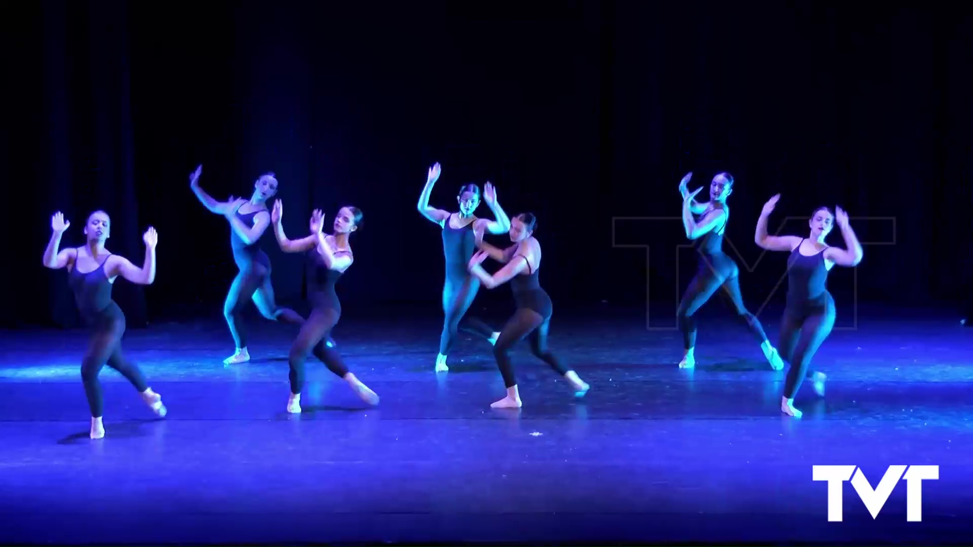 Imagen de Mery Dance presenta una delicada versión de La Cenicienta en su fin de curso
